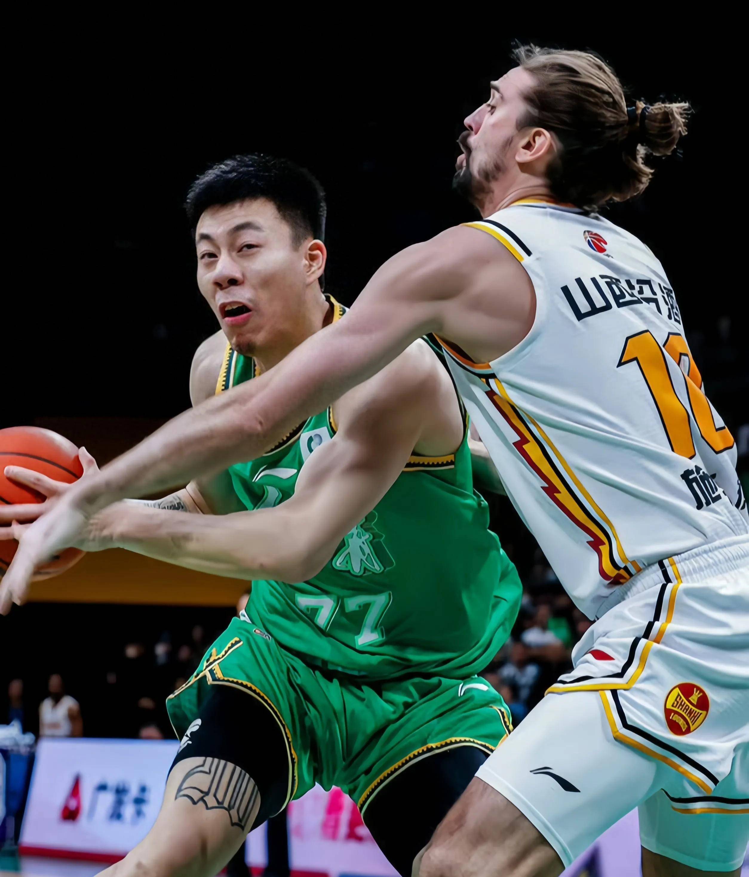 吉林队完胜公牛，张镇麟高光表现