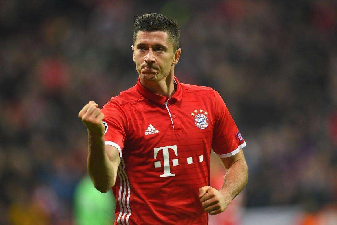 爱游戏-瑞士逆转日本，莱万高光表现