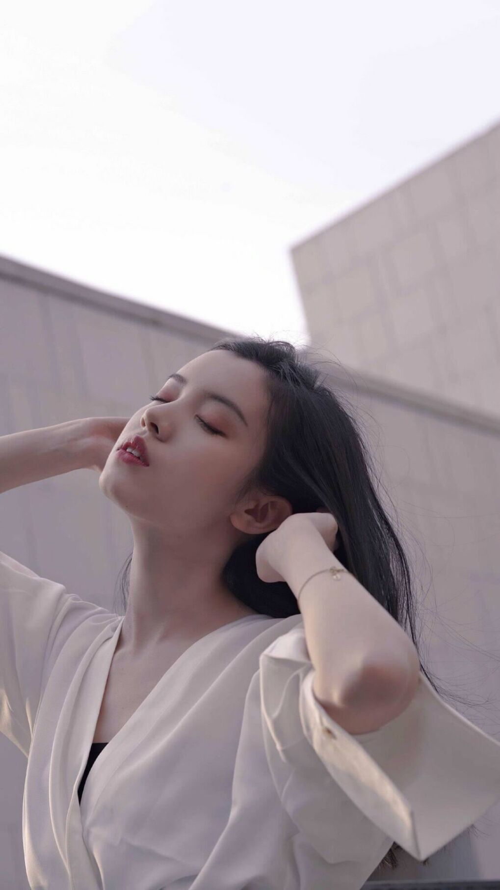 大场面先生之夜，当篮球场与绿茵场的命运在哨响前交汇