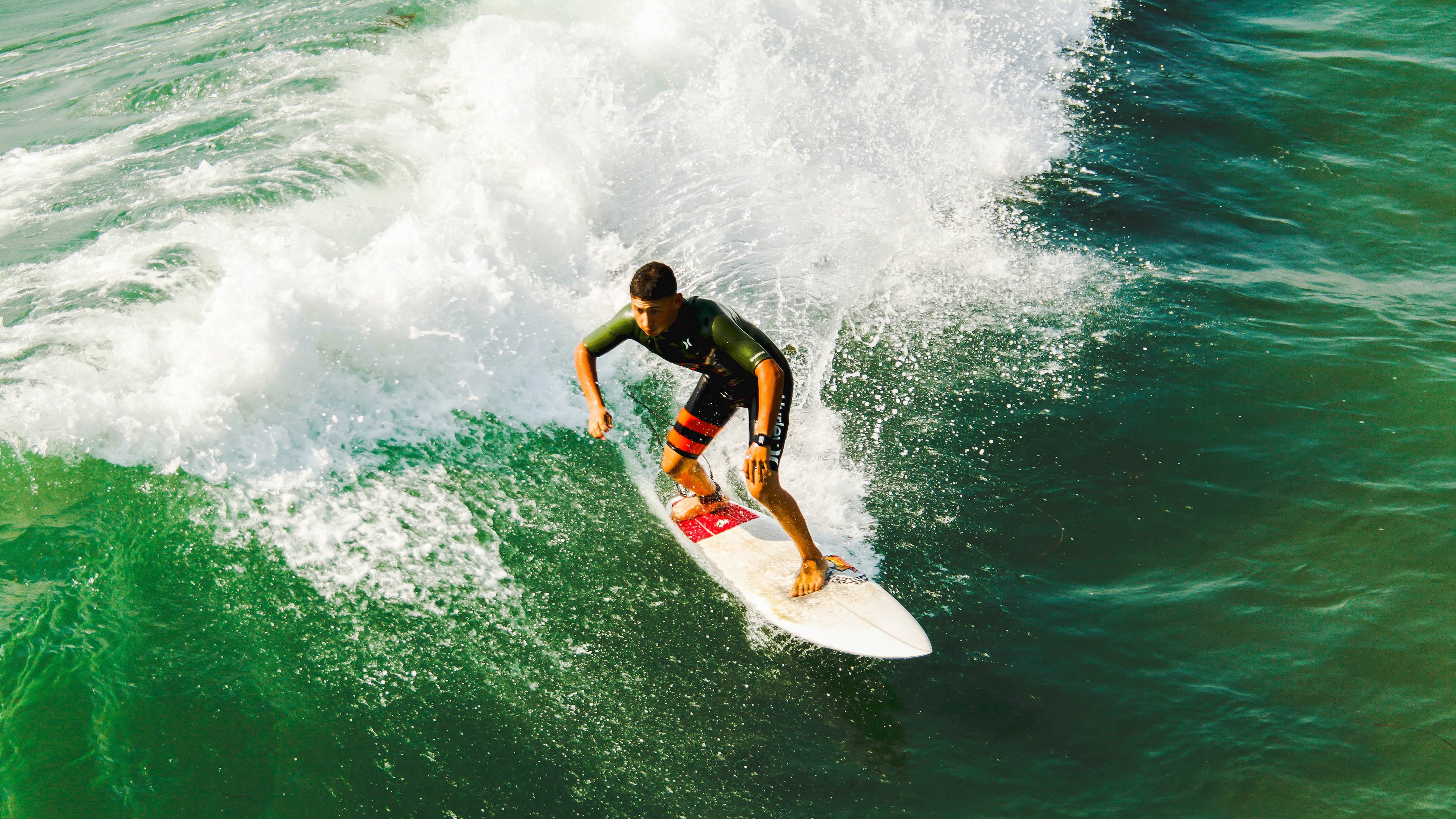 爱游戏tv-绿翼神话，欧冠淘汰赛之夜，爱尔兰如何用风笛粉碎哥伦比亚的黄金乐章