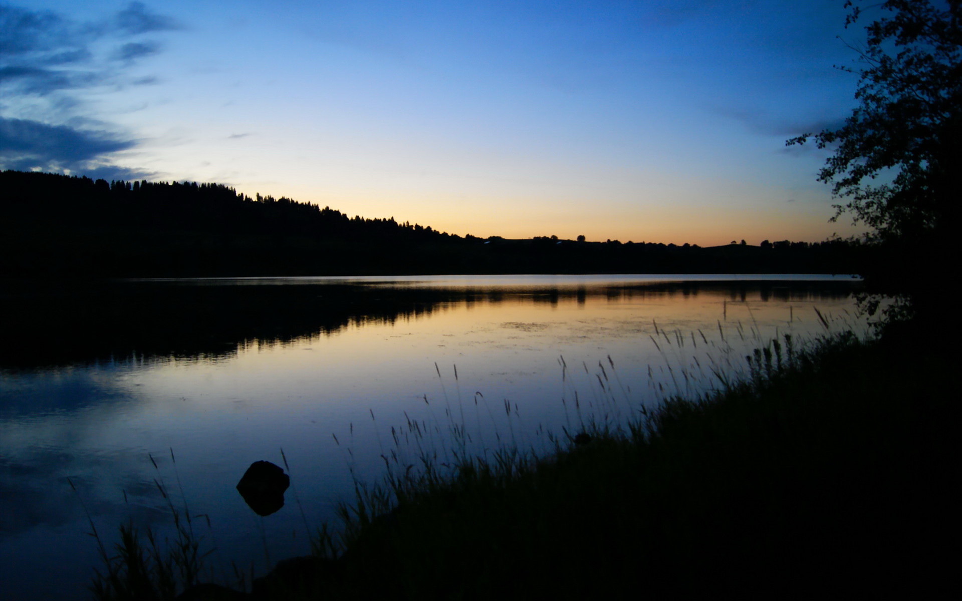 碾压与逆袭，湖人全面压制背后的利拉德时间