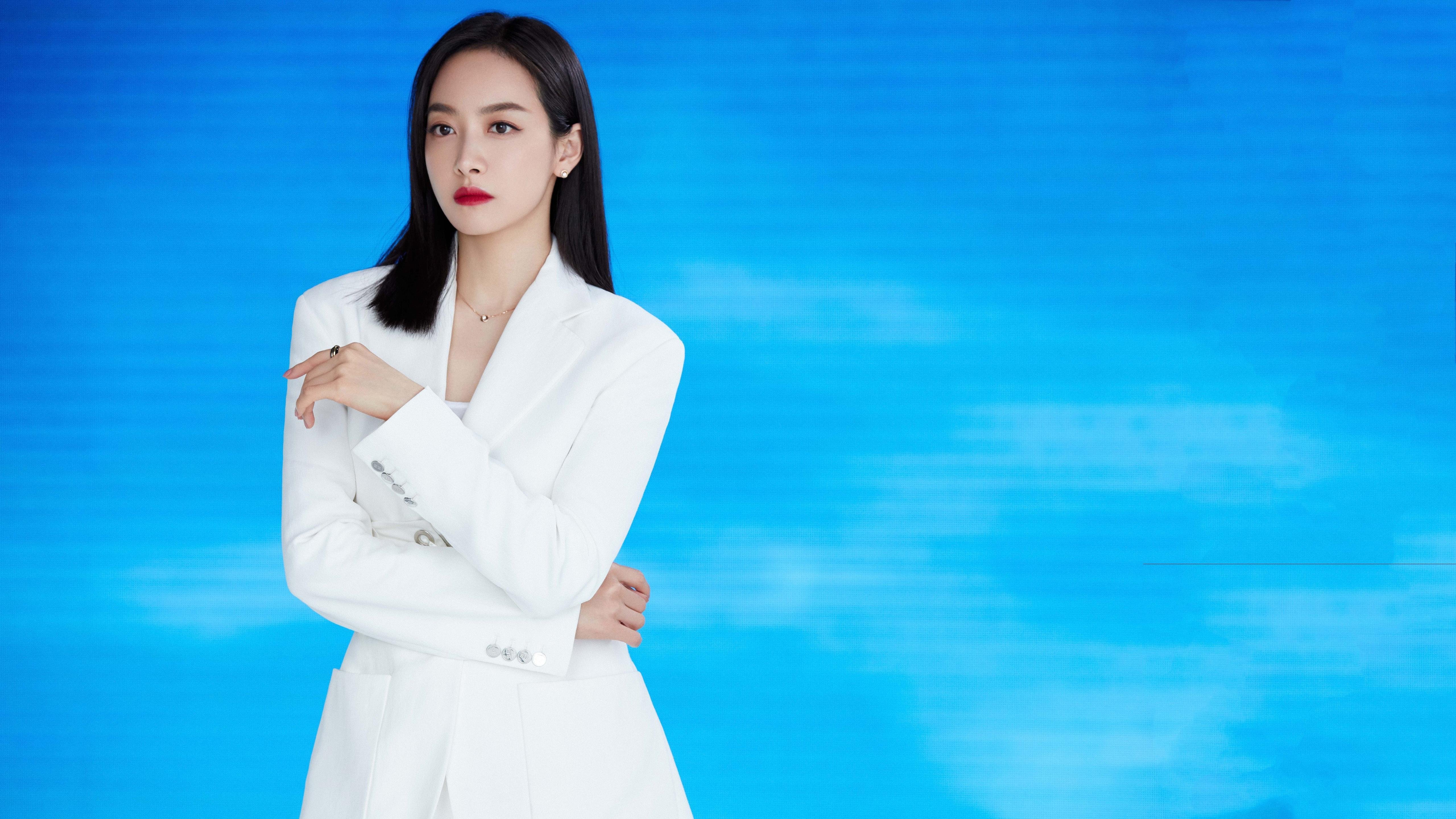 爱游戏APP-当黄蜂刺穿加时迷雾，东契奇如何让另一片球场提前失去悬念？